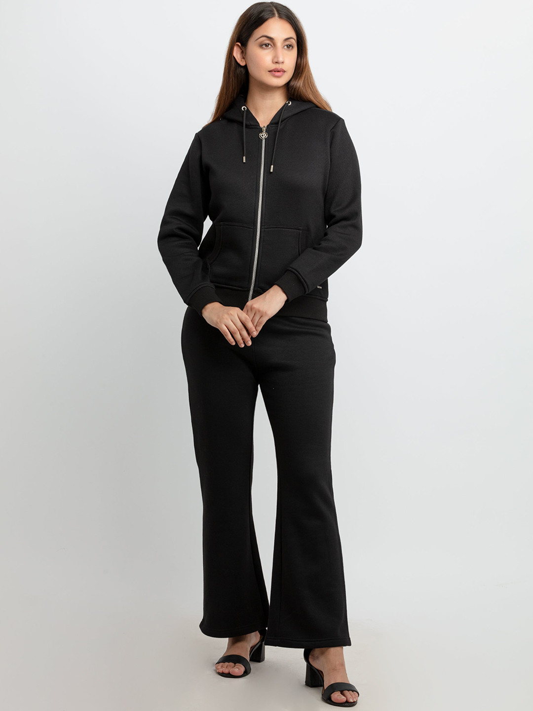 

Status Quo Women Solid Tracksuit, Black