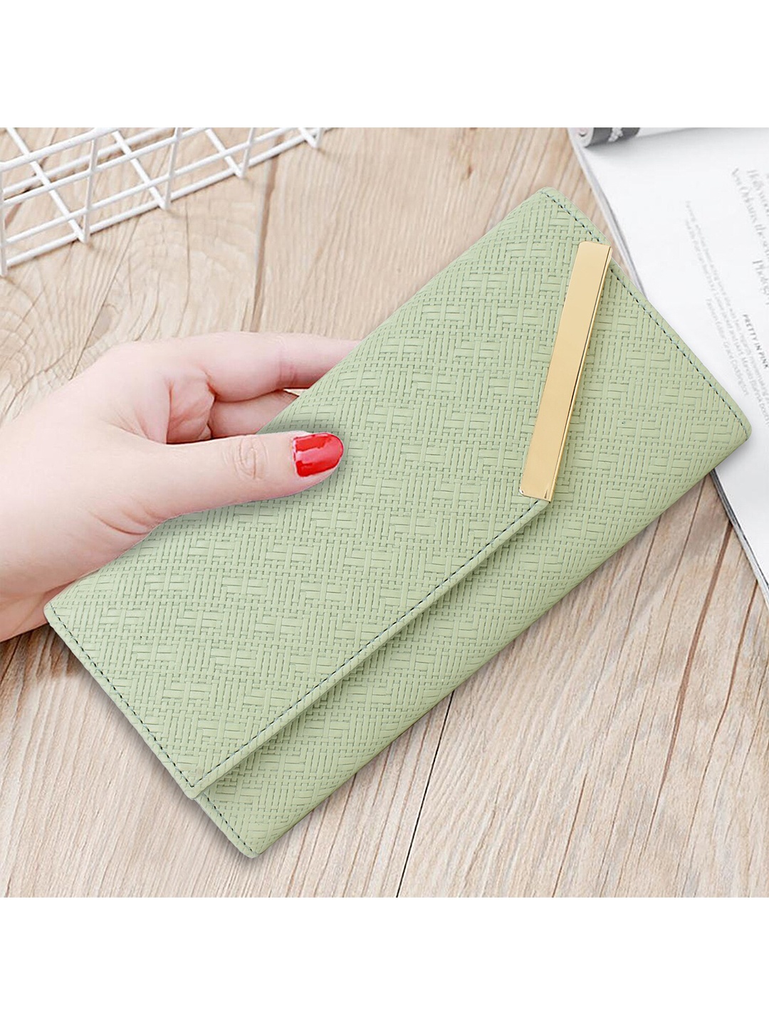

Bag Pepper Green Textured Purse Clutch