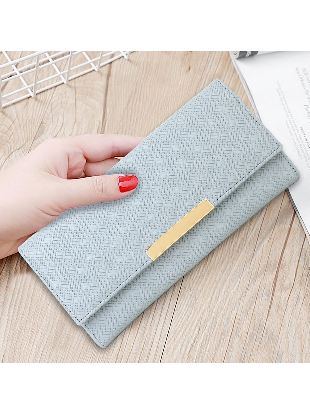 

Bag Pepper Grey Textured Purse Clutch