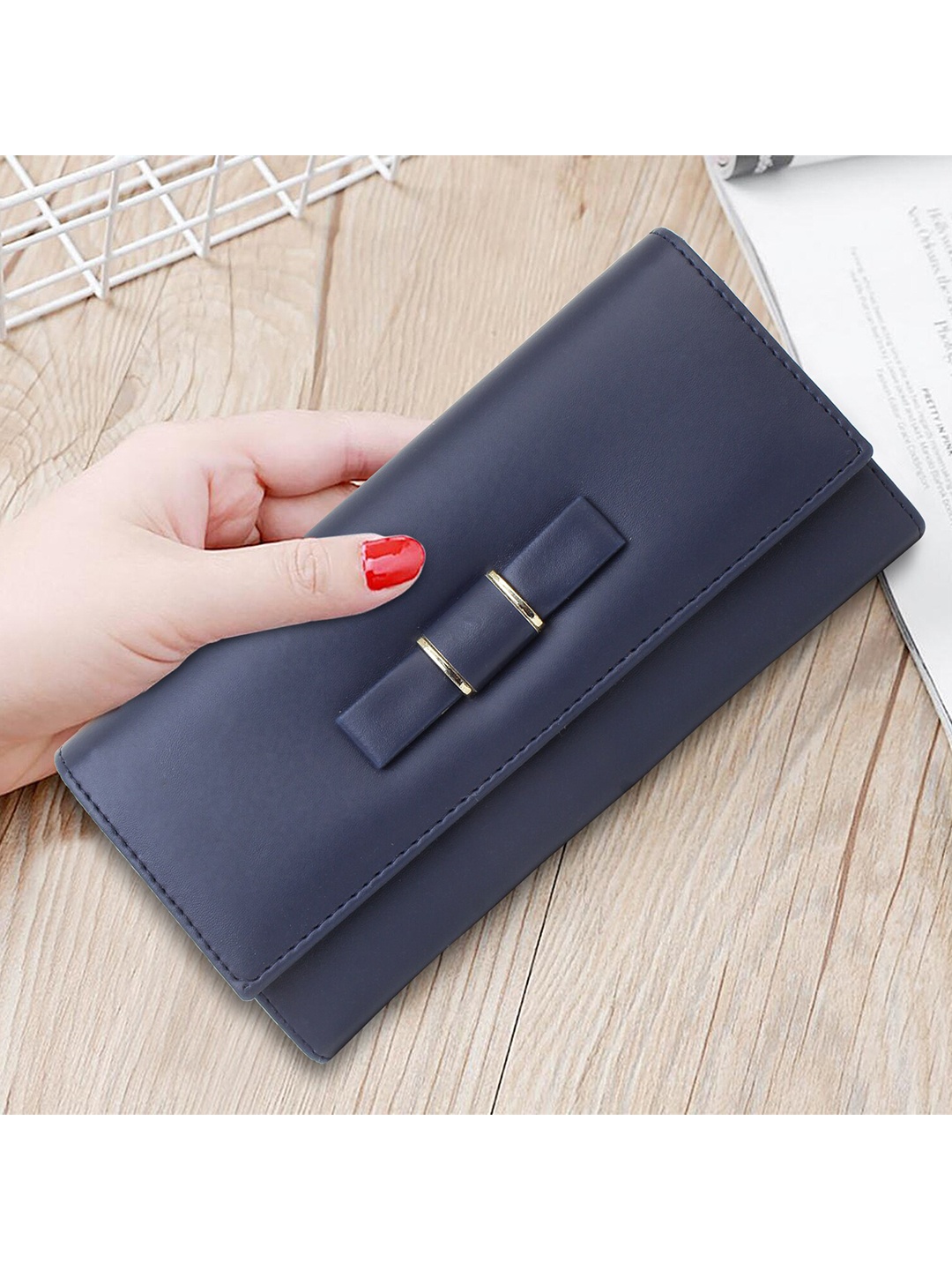 

Bag Pepper Navy Blue Solid Purse Clutch