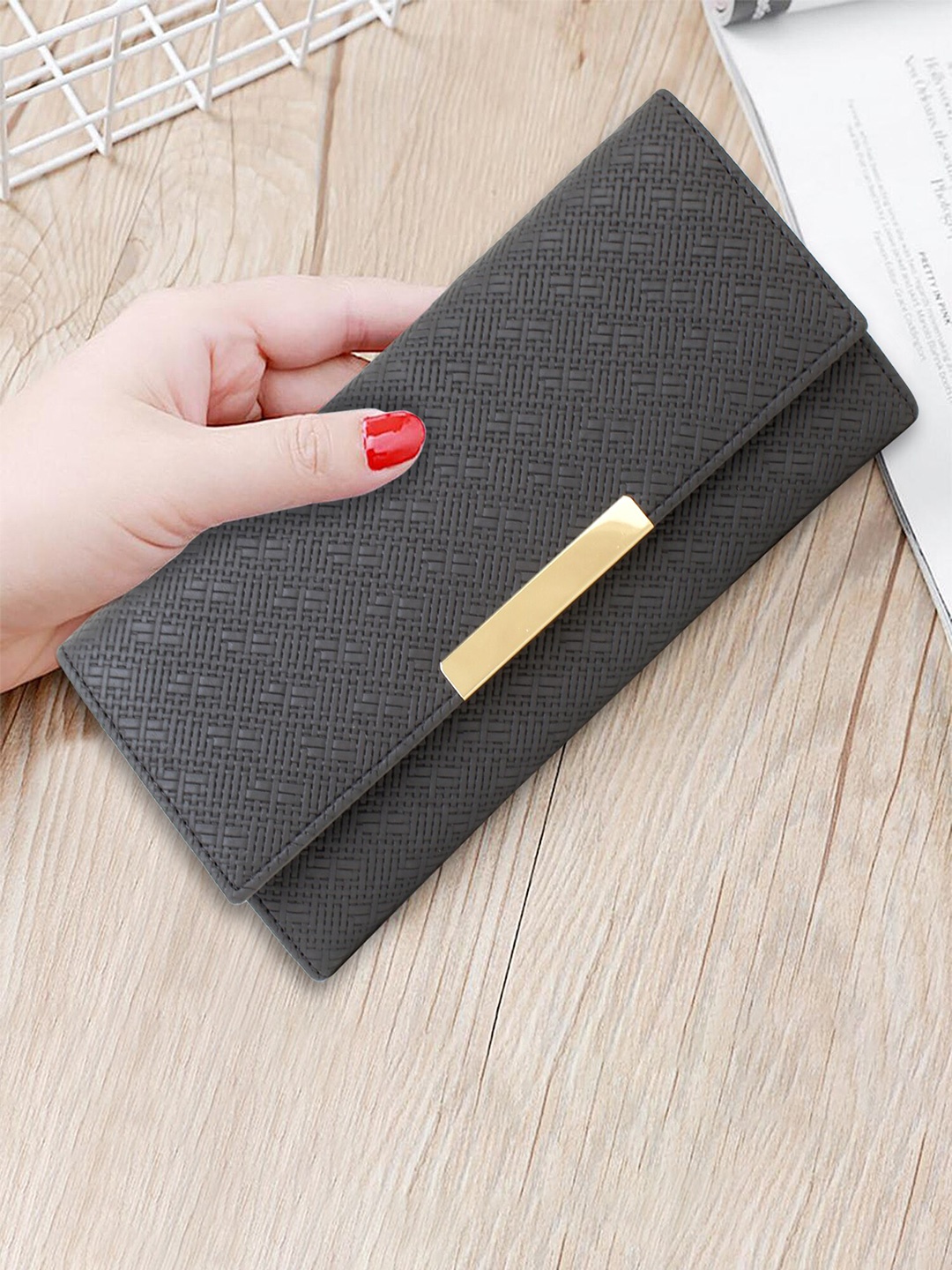 

Bag Pepper Charcoal Textured Purse Clutch