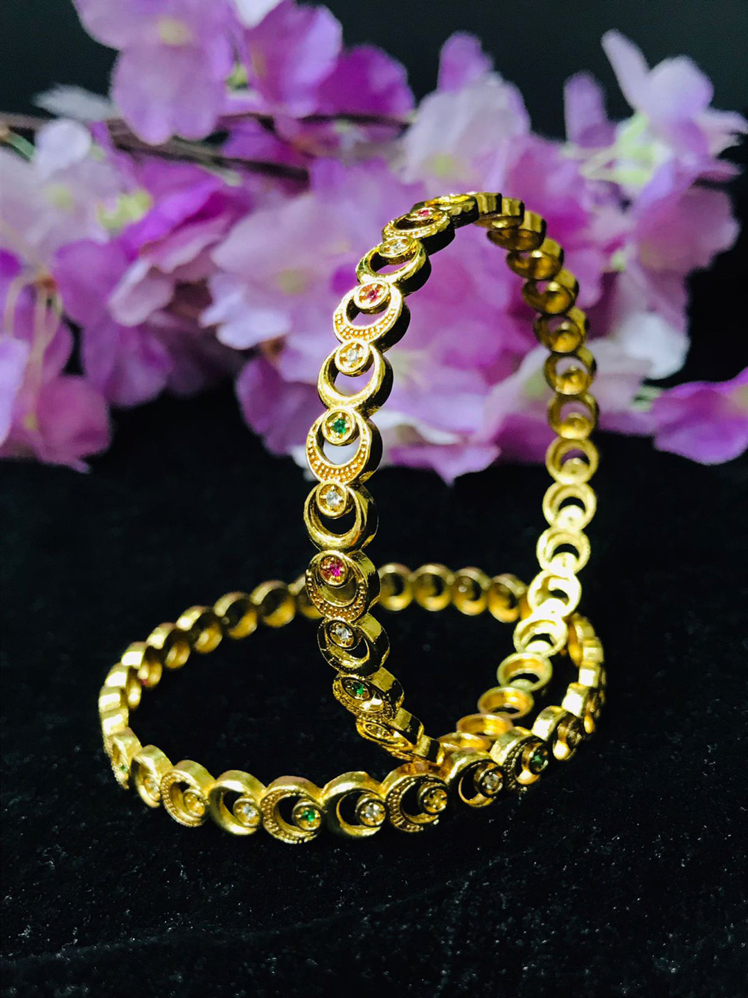 

MORKANTH JEWELLERY Set Of 2 Gold-Plated Stone-Studded Bangles