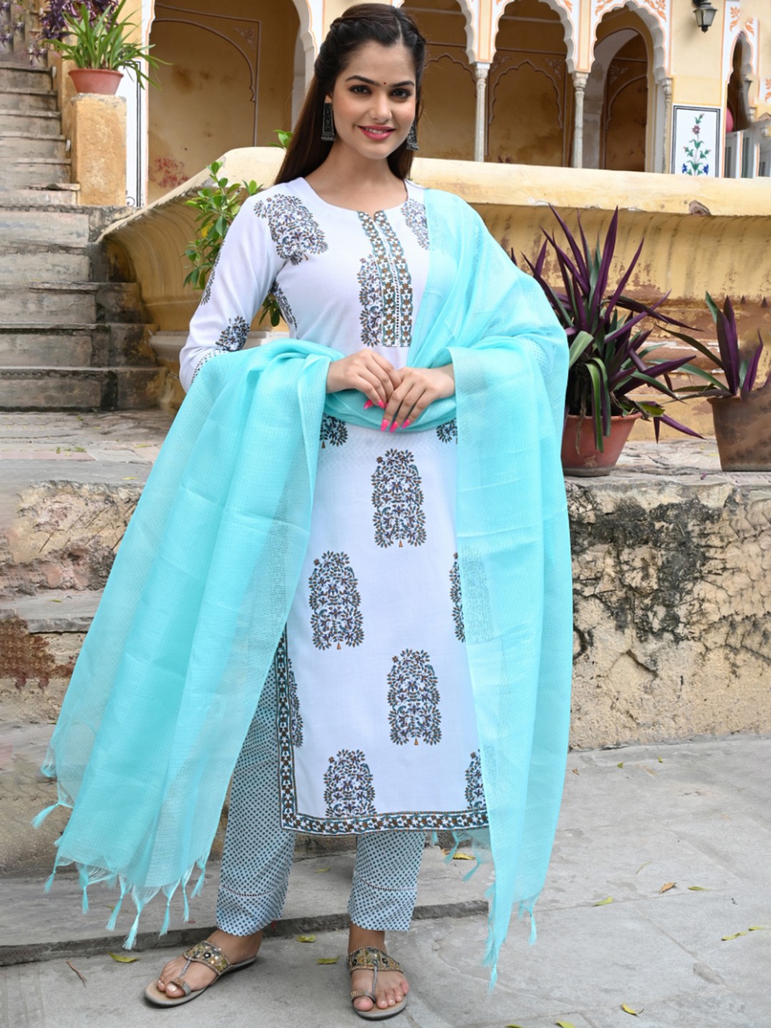

KALINI Women Ethnic Motifs Printed Kurta with Trousers & With Dupatta, White