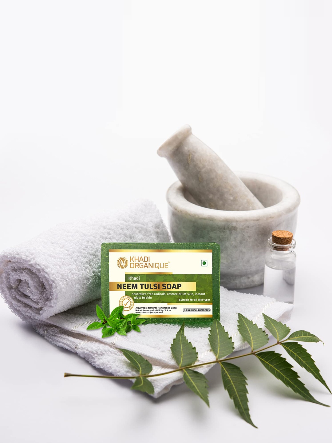 

Khadi Organique Set Of 7 Neem Tulsi Soap 125 g, Transparent