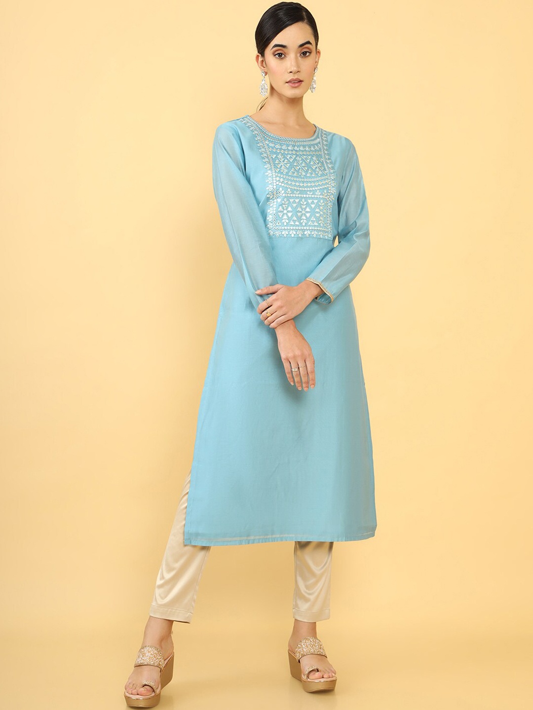 

Soch Women Geometric Embroidered Mirror Work Kurta, Blue