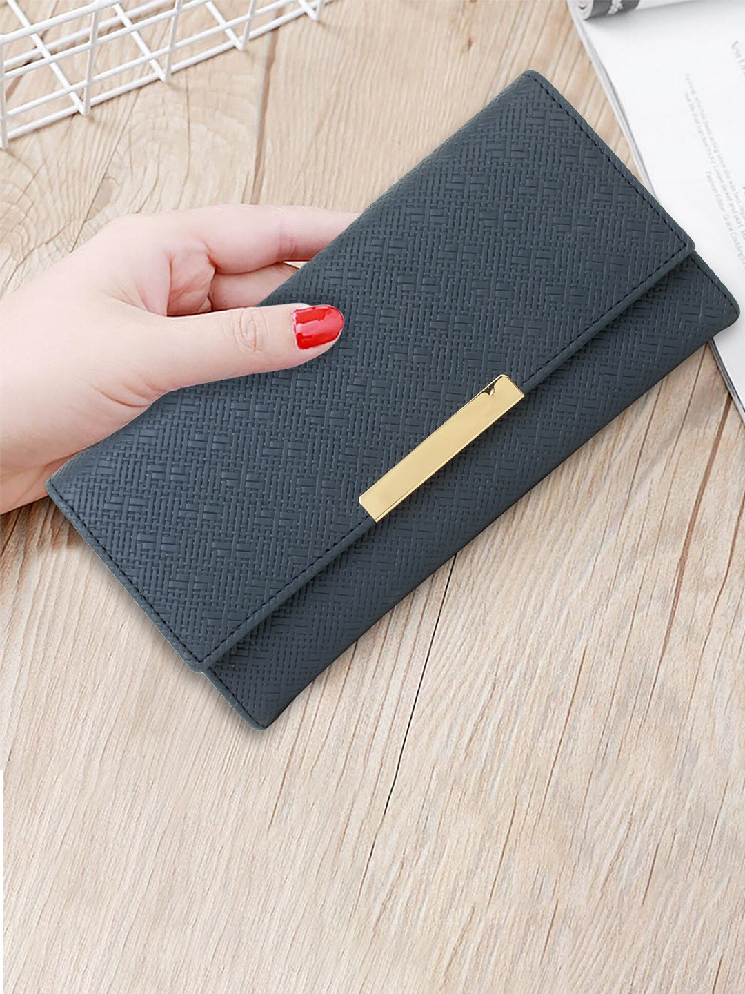 

Bag Pepper Navy Blue Textured Purse Clutch