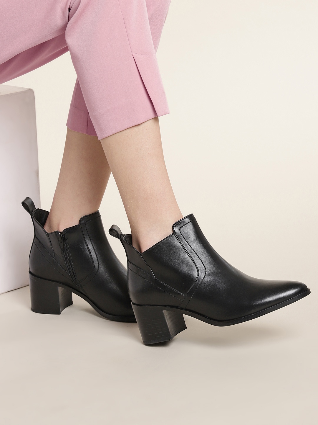 

Nautica Women Solid Mid-Top Leather Block Heel Regular Boots, Black