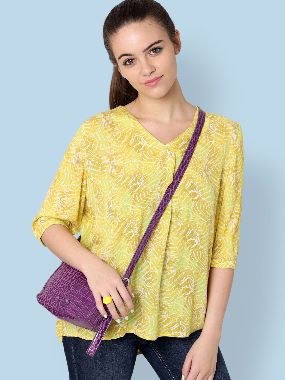 

ONLY Women Yellow Floral Printed V-Neck Top