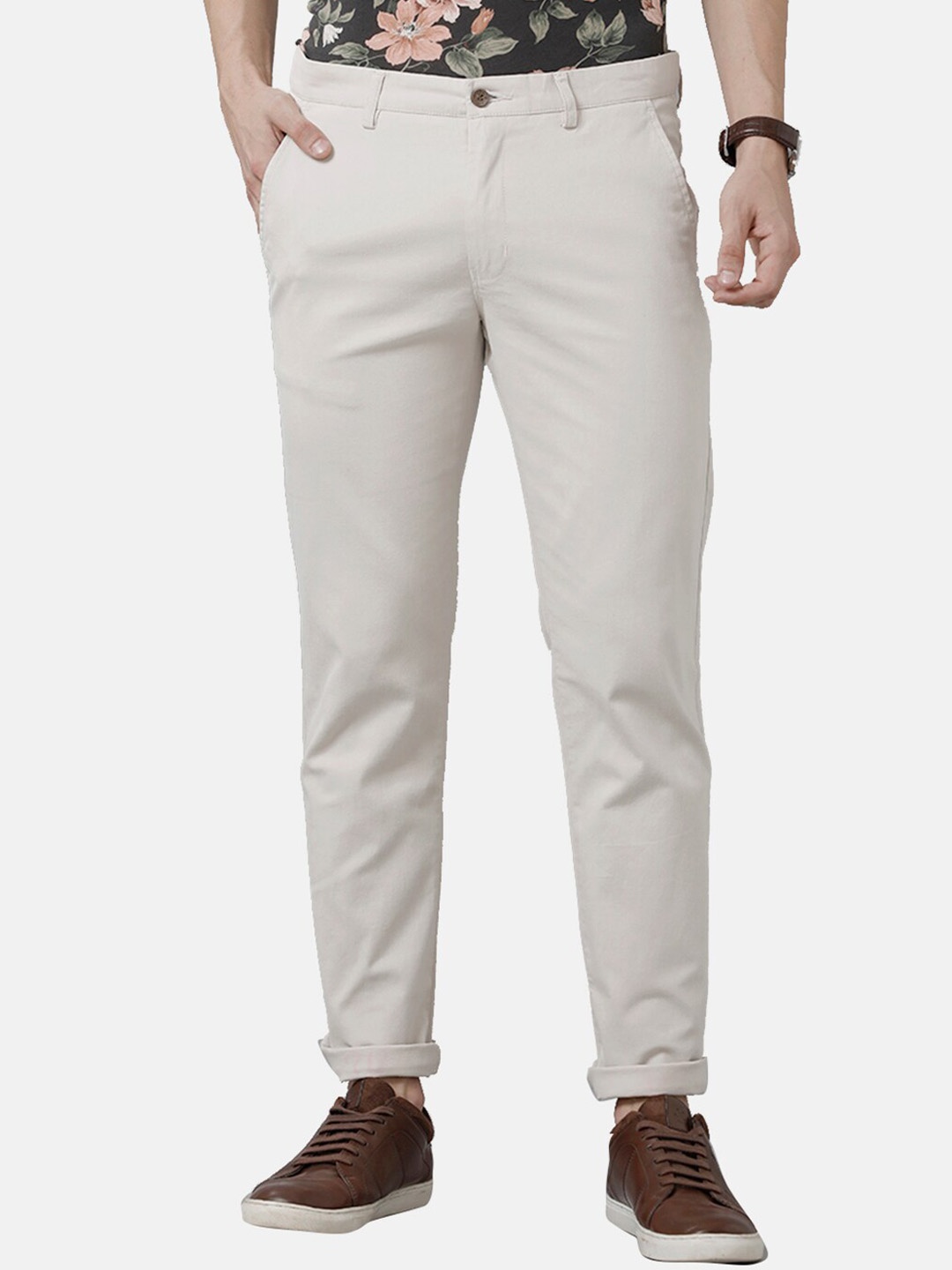 

Double Two Men Beige Smart Slim Fit Low-Rise Chinos Trouser