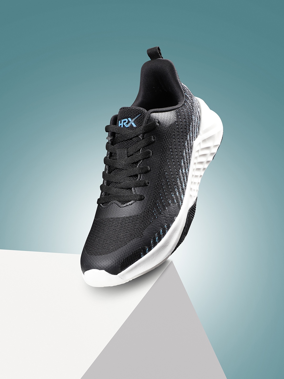 

HRX by Hrithik Roshan Men Black & Blue Woven Design Sneakers