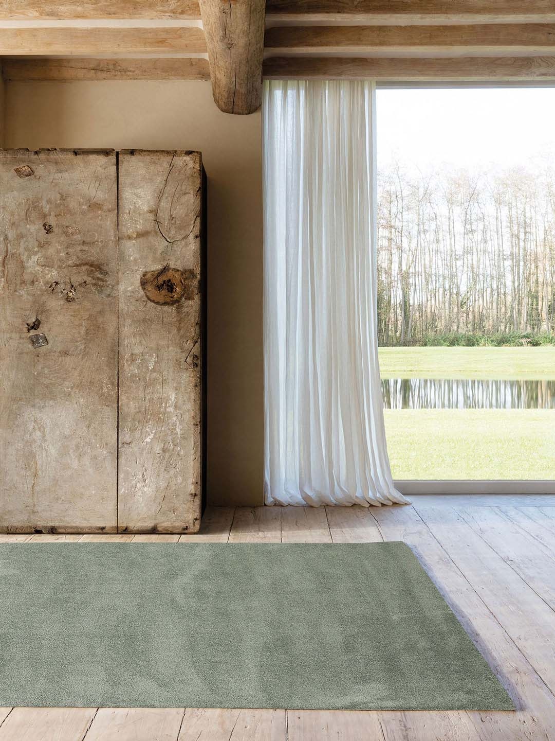DDecor Solid Sapphire Large Rug, Green