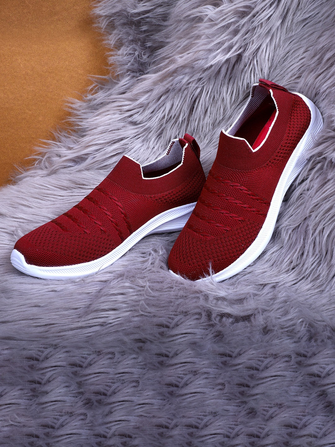 

TPENT Women Woven Design Slip-On Sneakers, Maroon