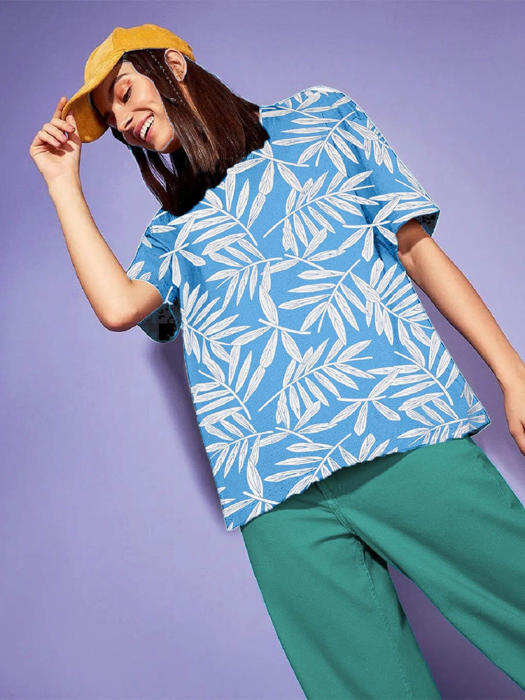 

Rodzen Men Blue Floral Printed Tropical Oversized T-shirt