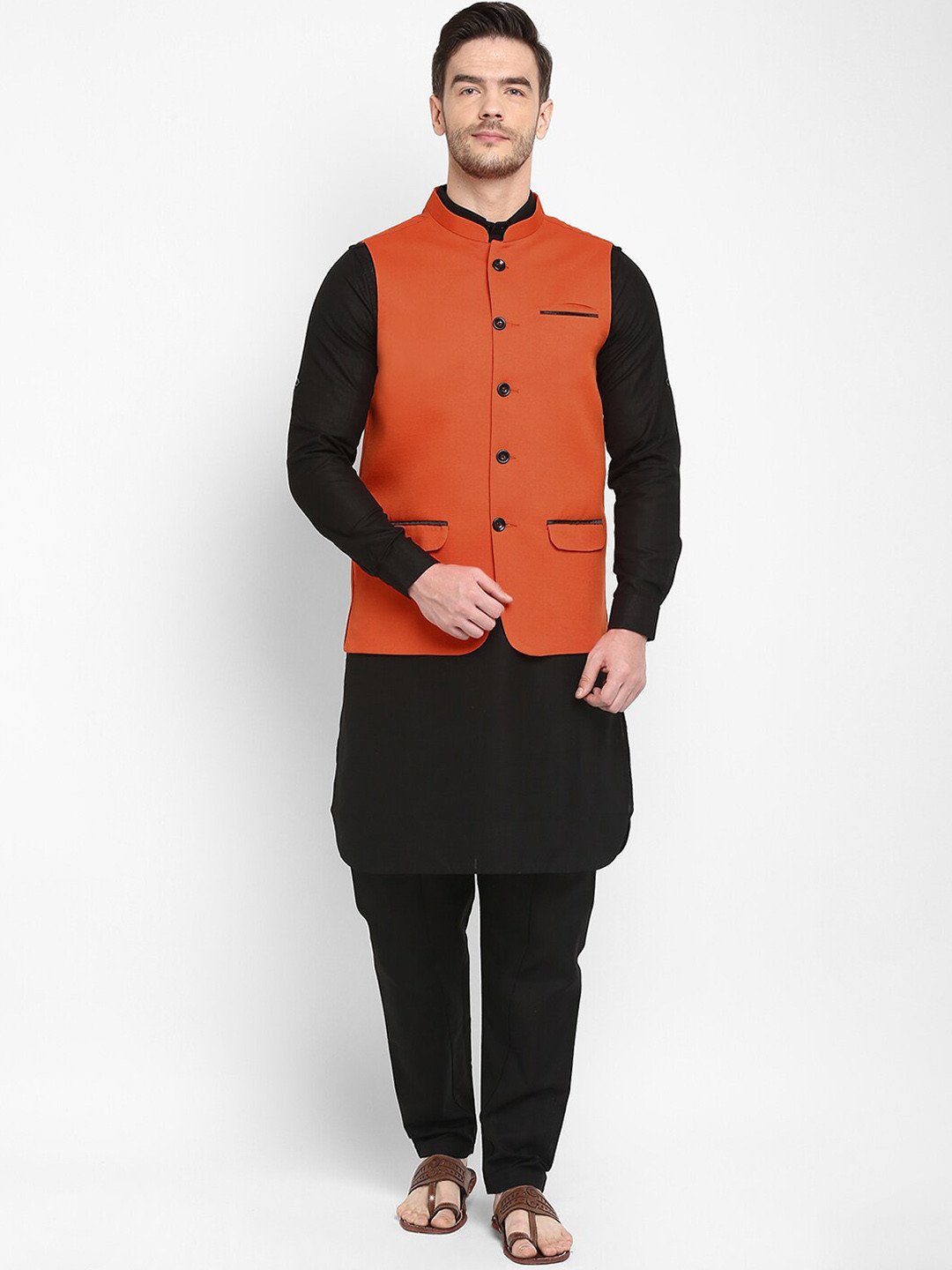 

Hangup Men Solid Kurta with Pyjamas and Nehru Jacket, Orange