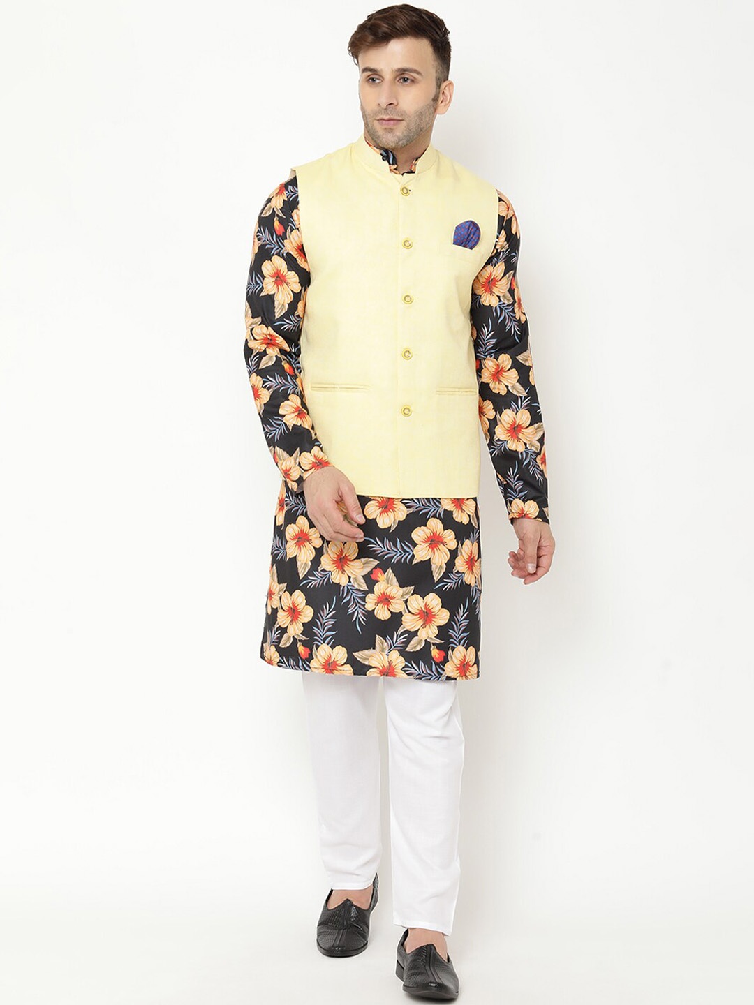 

Hangup Men Black Floral Printed Cotton Blend Kurta with Pyjamas & Nehru Jacket Set