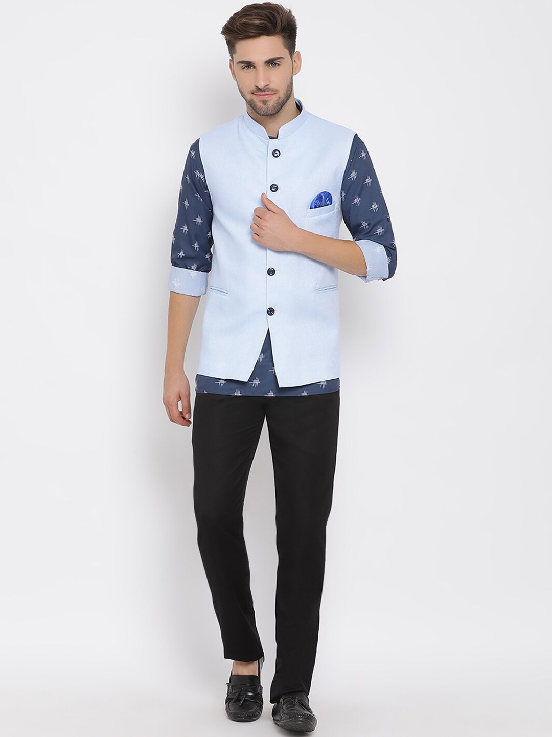 

Hangup Men Blue Printed Linen Kurta with Trousers & Nehru Jacket Set