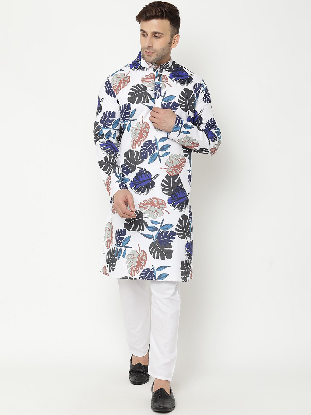 

Hangup Men White Printed Cotton Blend Kurta with Pyjamas