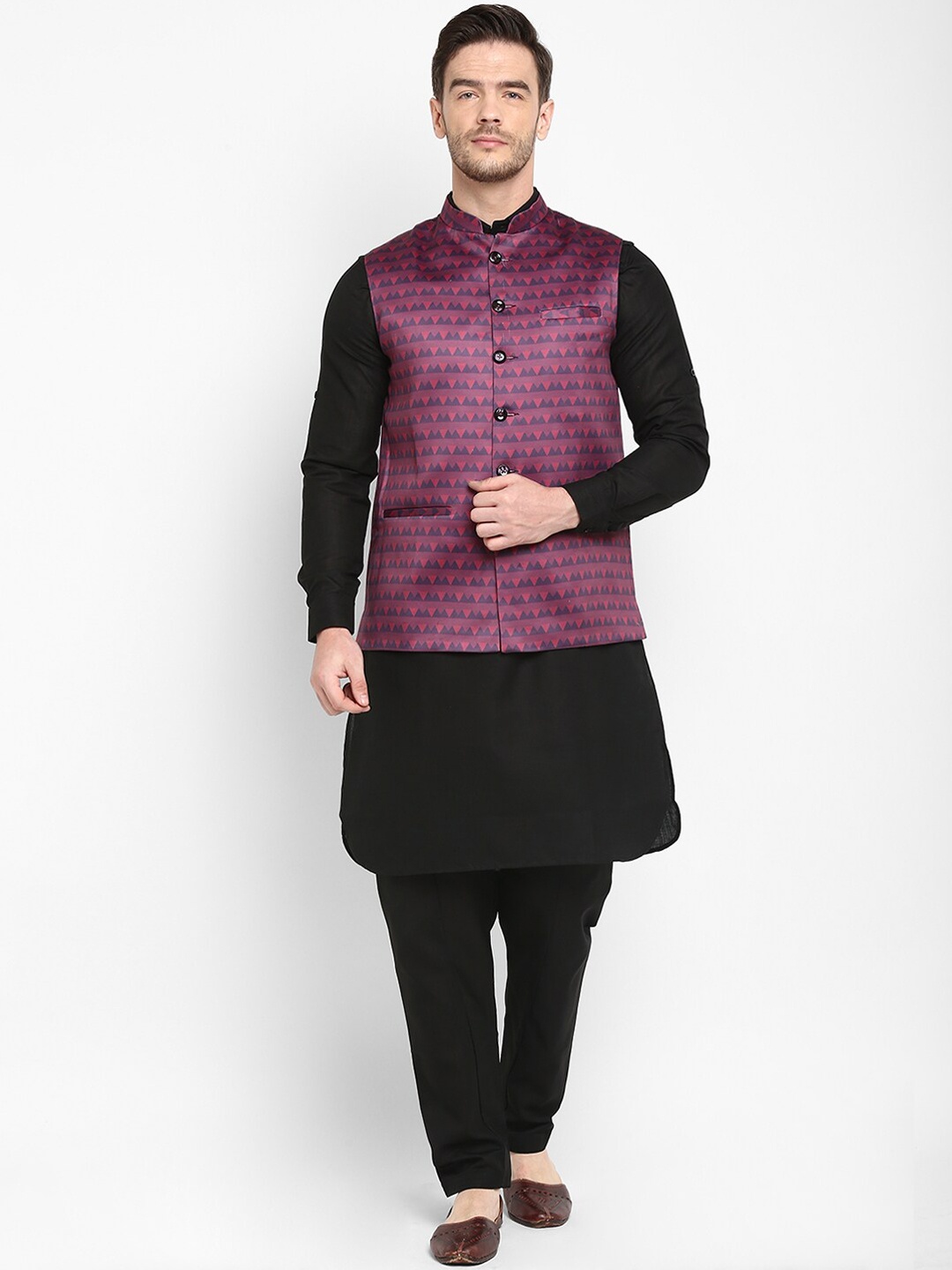 

Hangup Men Black Linen Kurta with Pyjamas & Nehru Jacket Set