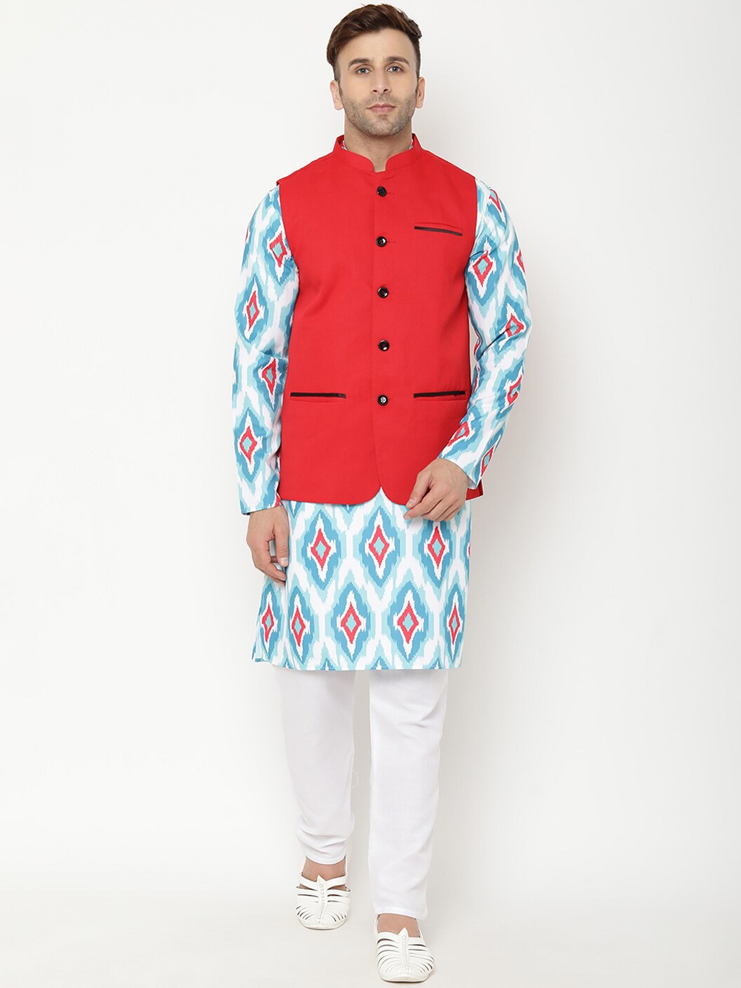 

Hangup Men Blue Printed Cotton Blend Mandarin Collar Kurta with Pyjamas