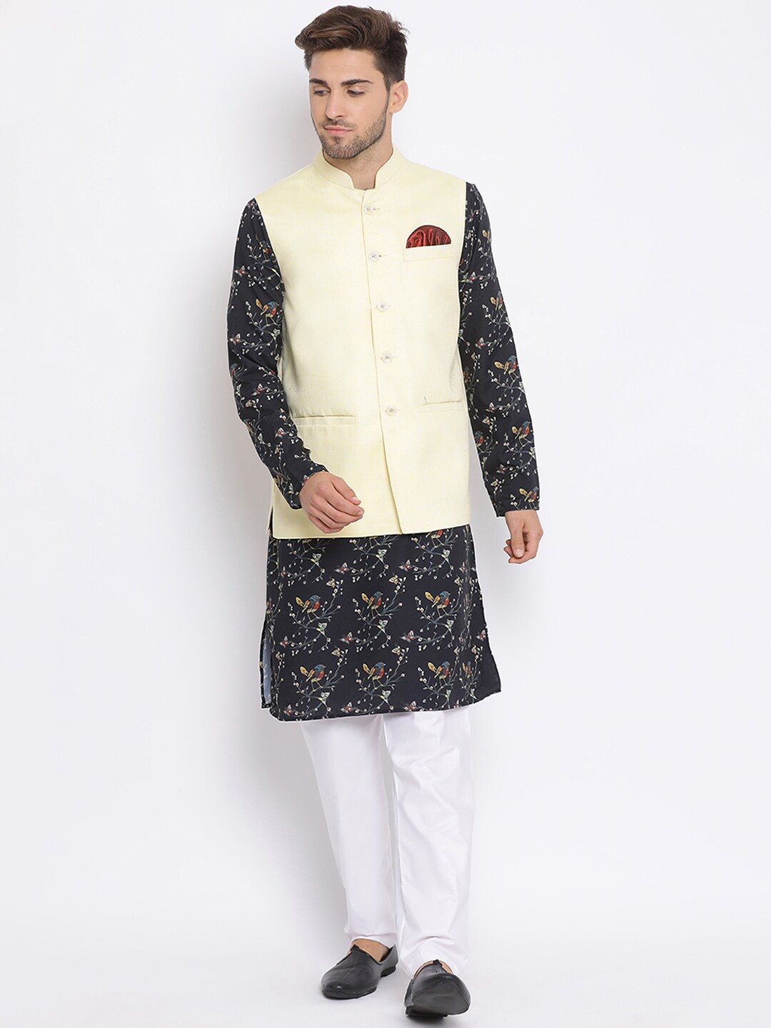 

Hangup Men Yellow Floral Printed Kurta with Pyjamas