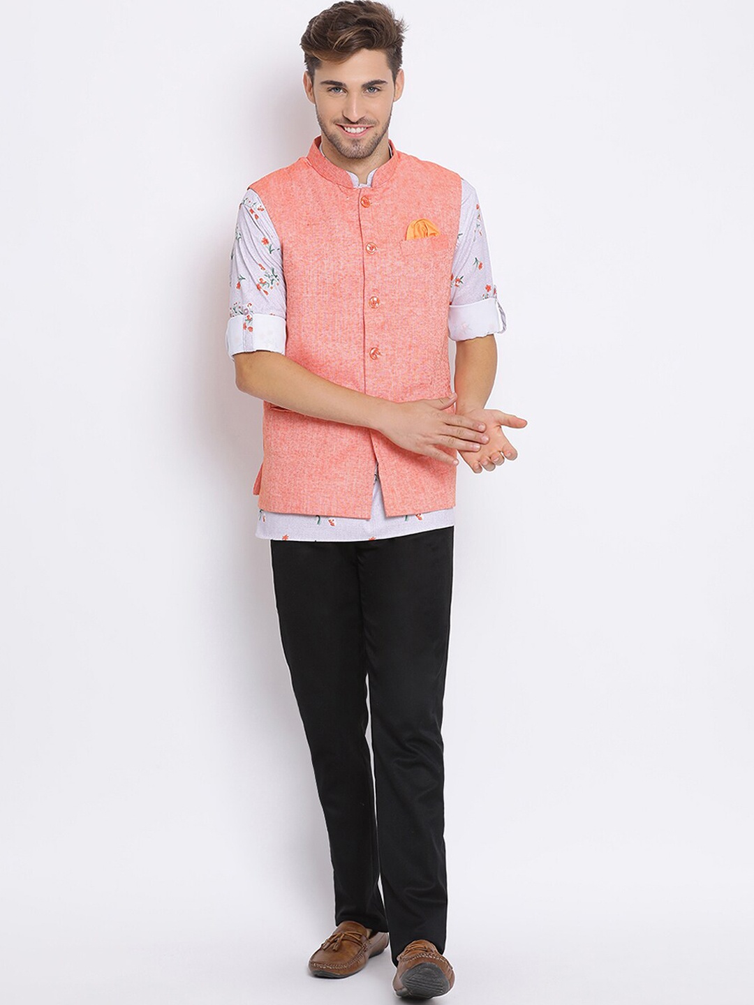 

Hangup Men Printed Kurta with Pyjamas With Nehru Jacket, Orange