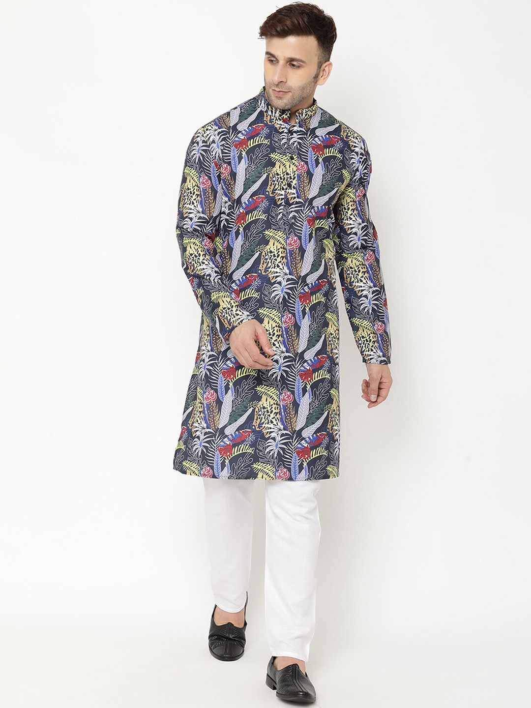 

Hangup Men Floral Printed Kurta with Pyjamas, Black