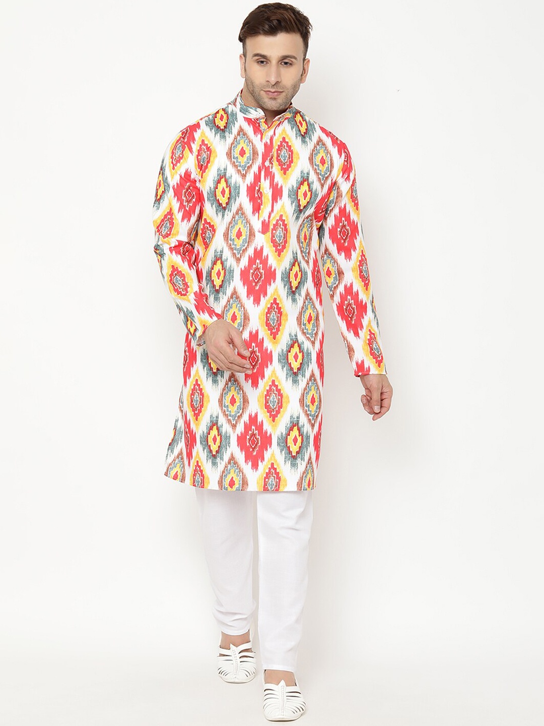 

Hangup Men White Printed Kurta with Pyjamas