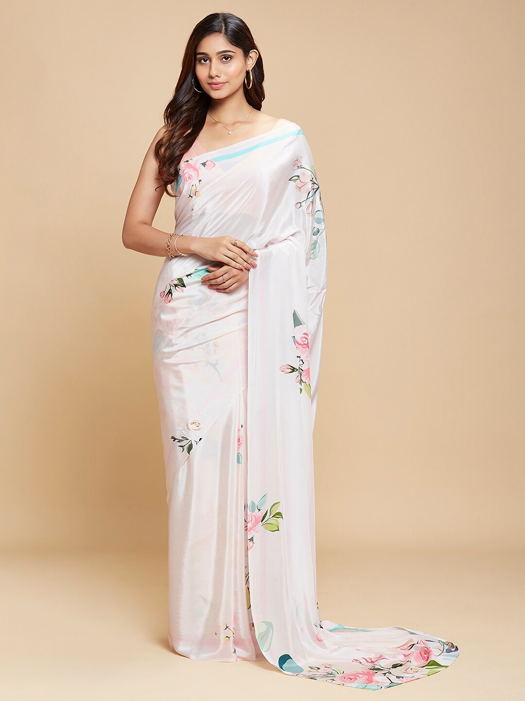 

navyasa Off White & Blue Floral Pure Crepe Saree