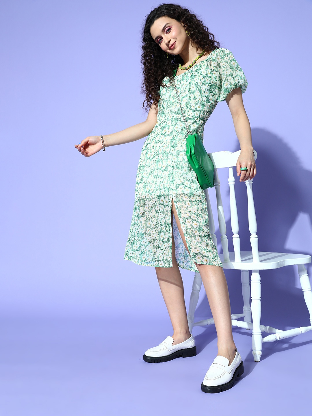 

plusS Women Stylish Green Floral Vacay Attire