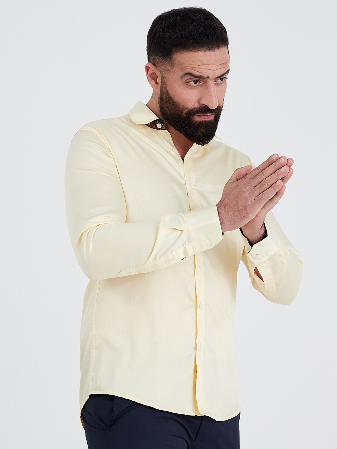 

MR BUTTON Men Slim Fit Casual Shirt, Cream