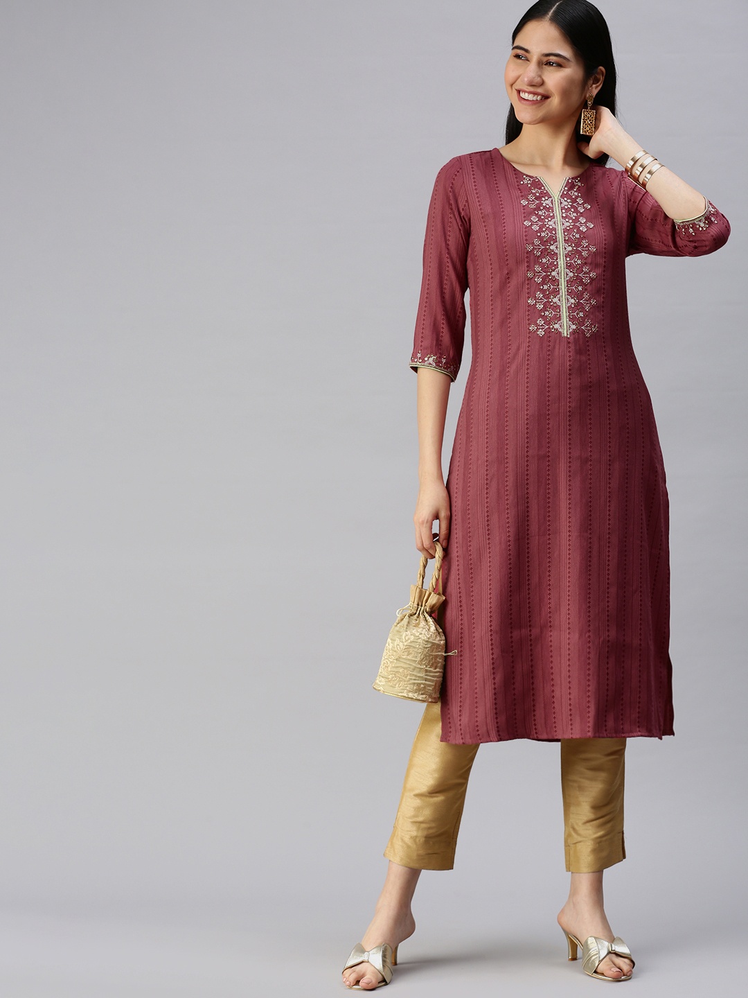 

ETIQUETTE Women Rose Striped Thread Work Kurta