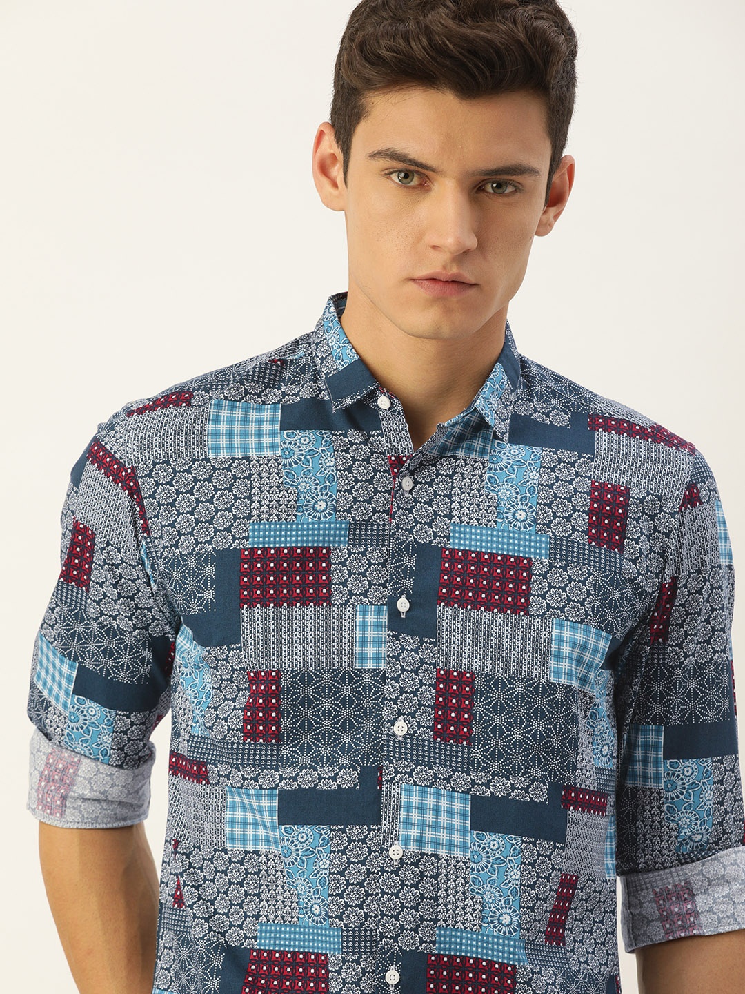 

Bene Kleed Men Blue & White Slim Fit Floral Printed Casual Shirt