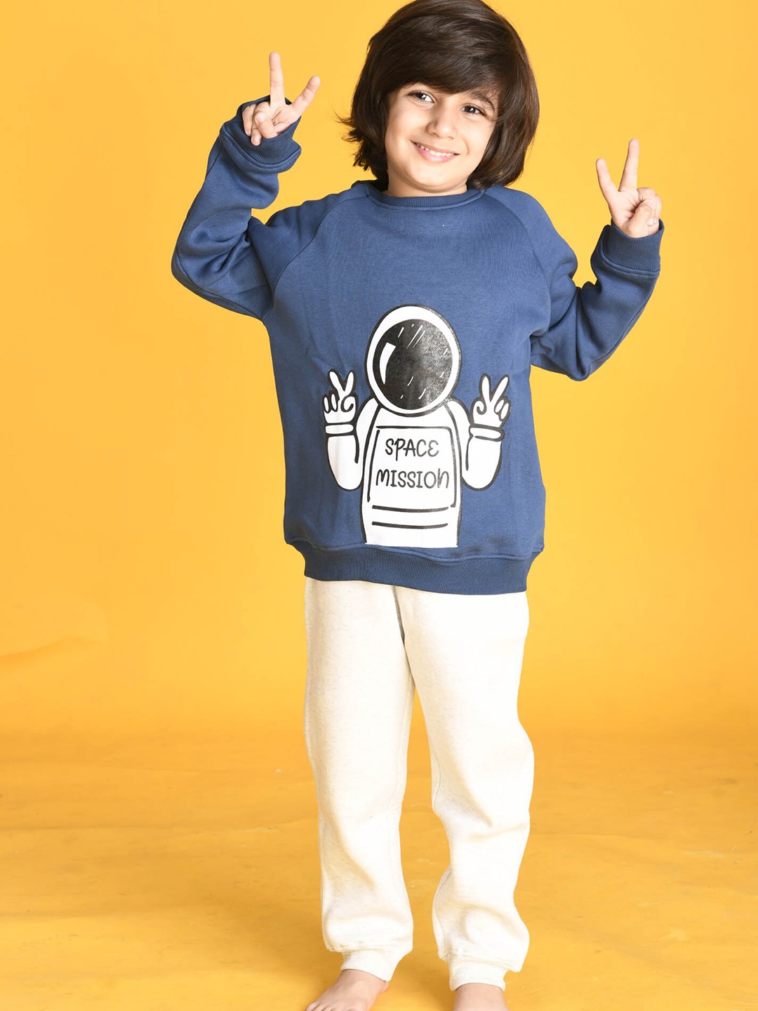 

Anthrilo Boys Navy Blue & White Space Mission Printed Fleece Sweatshirt & Joggers