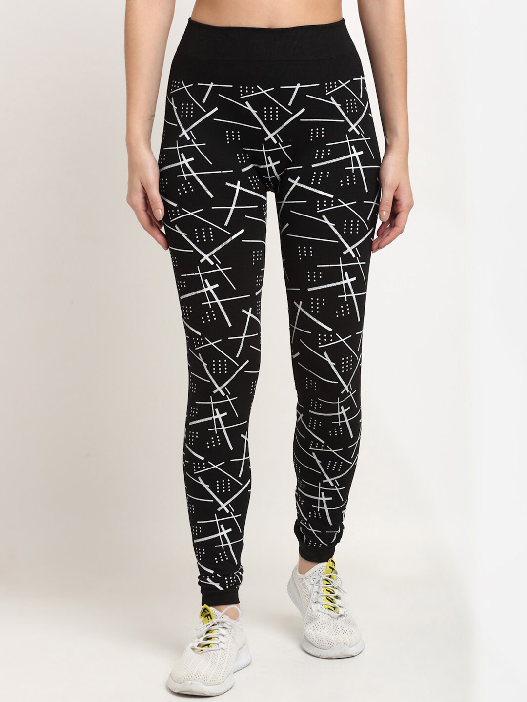 

KLOTTHE Women Printed Skinny-Fit Jeggings, Black