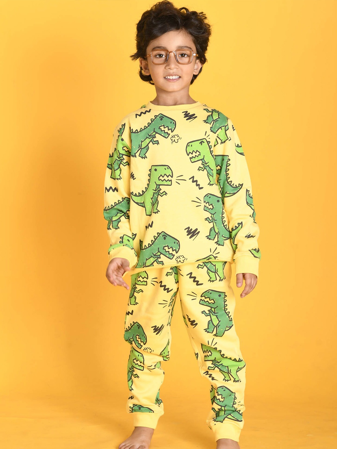 

Anthrilo Boys Yellow & Green Printed T-shirt with Trousers