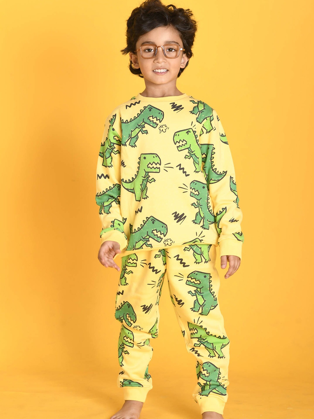 

Anthrilo Boys Yellow & Green Printed T-shirt with Trousers