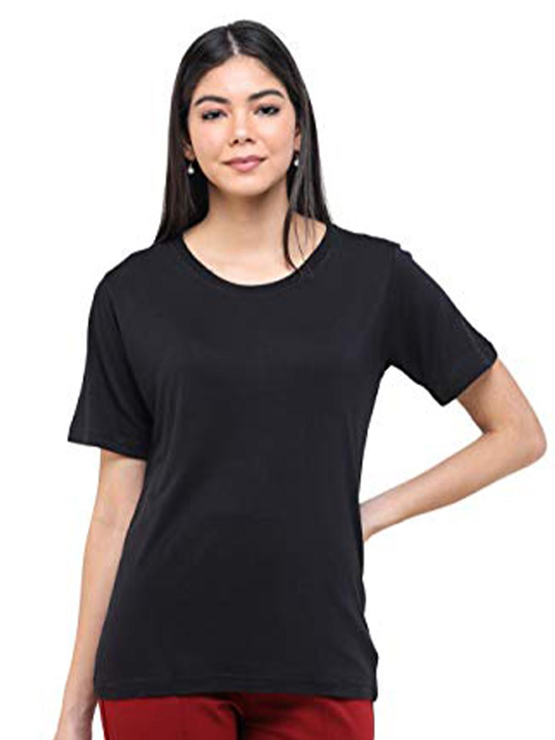 

DECHEN Women Black Solid Slim Fit T-shirt