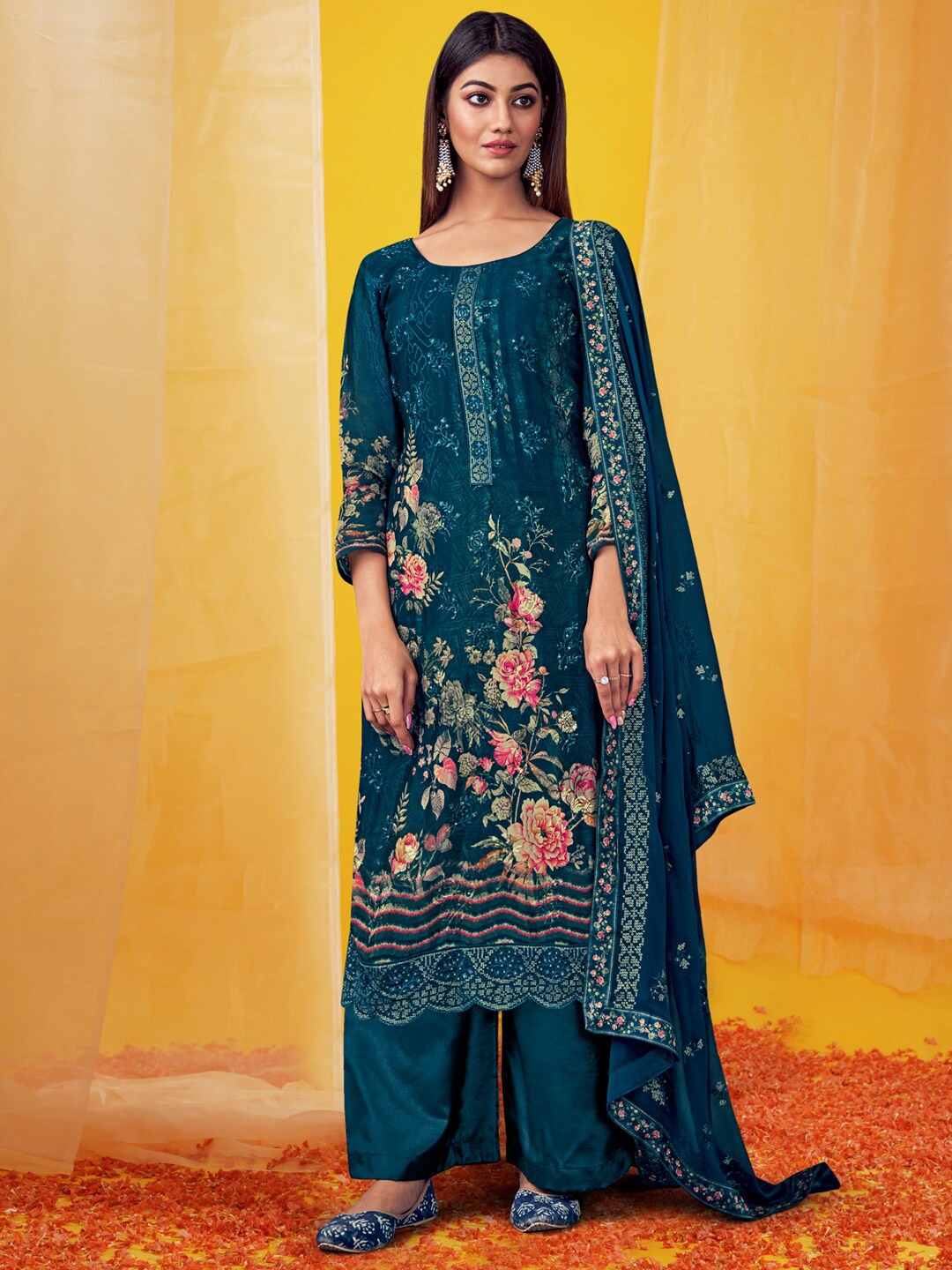 

Stylee LIFESTYLE Women Navy Blue & Pink Silk Chiffon Unstitched Dress Material