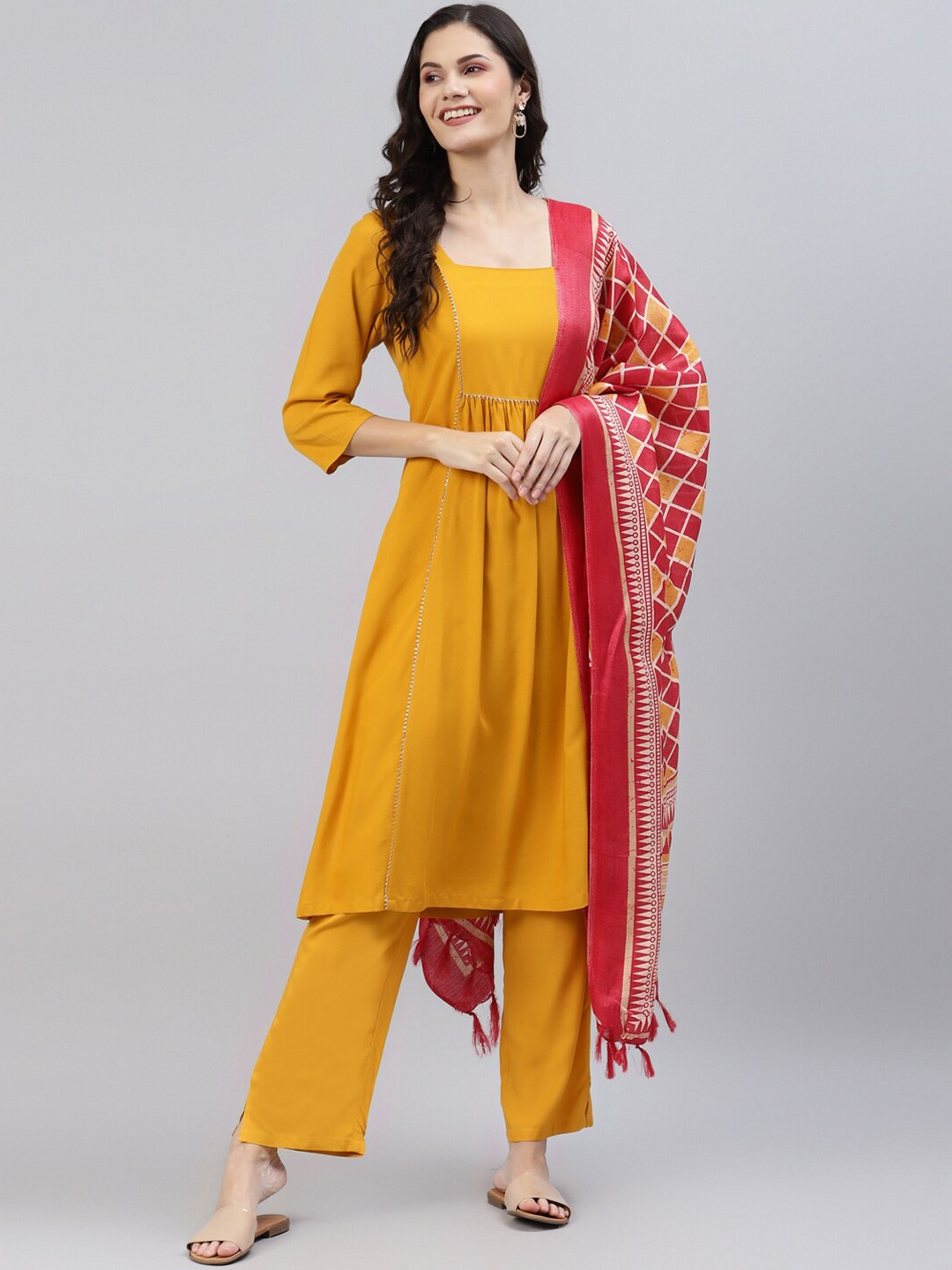 

DEEBACO Women Pleated Kurta with Trouser & Dupatta, Mustard
