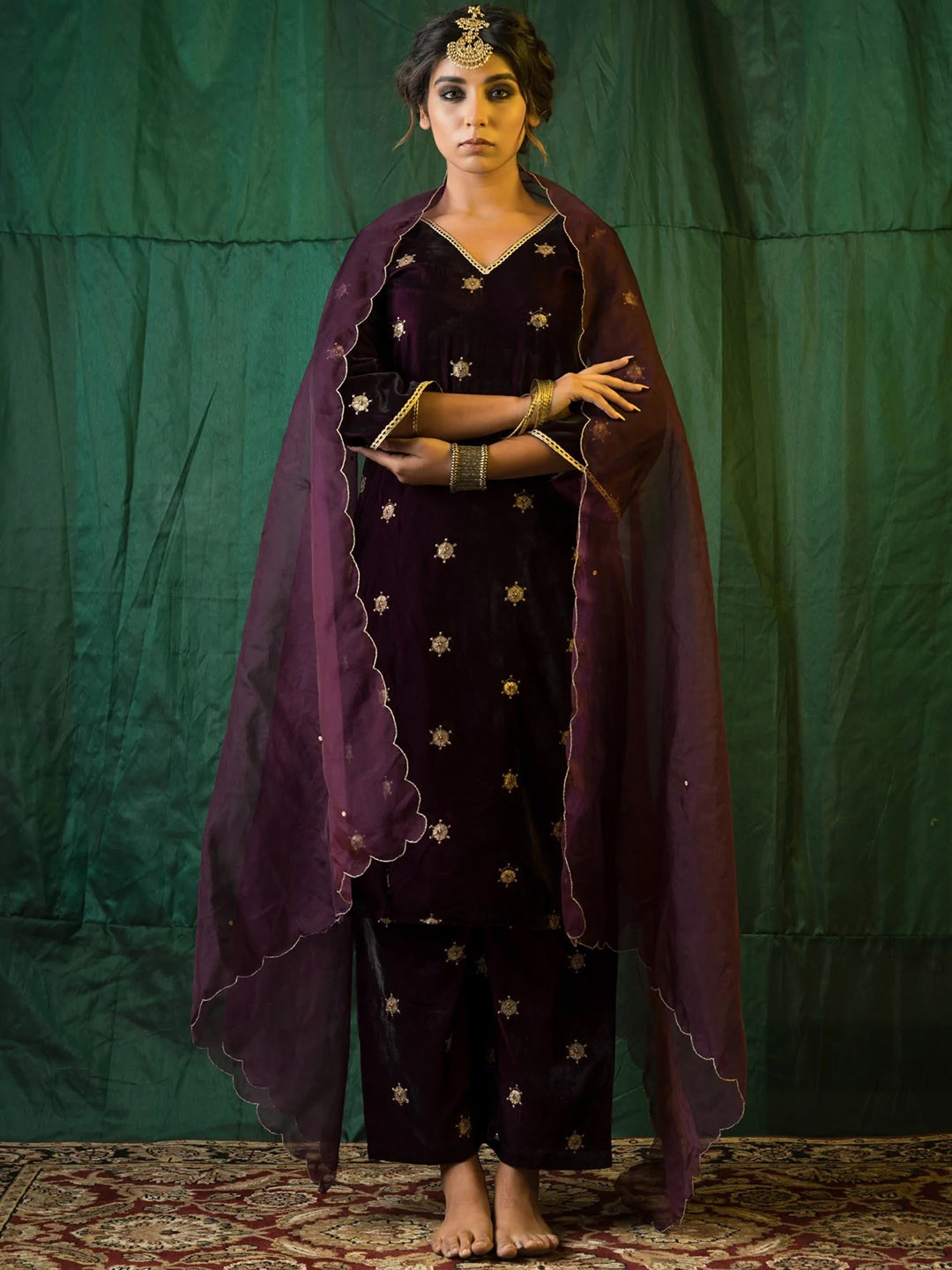 

Nangalia Ruchira Women Ethnic Motifs Embroidered Velvet Kurta with Palazzos & With Dupatta, Purple