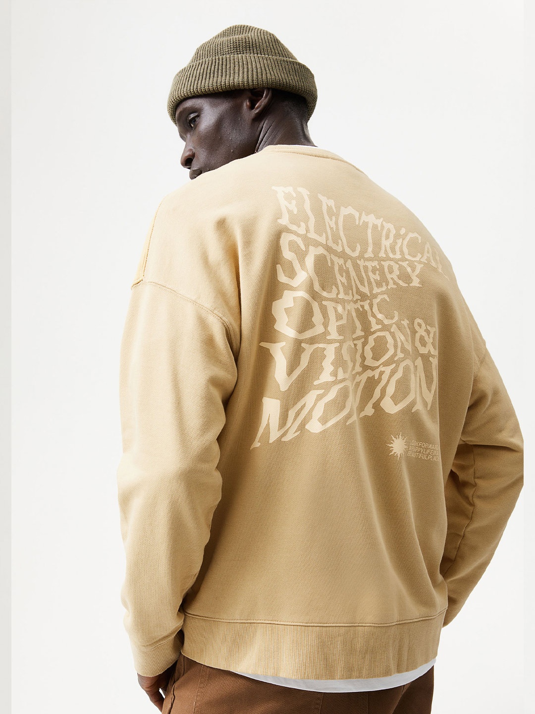 

H&M Men Yellow Printed Oversized Cotton Sweatshirt