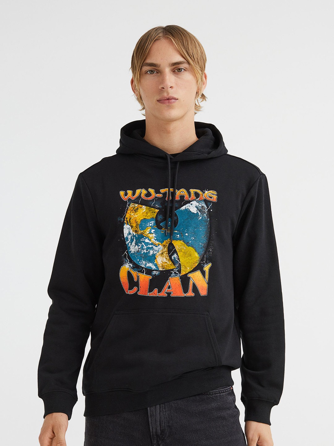 

H&M Men Black Printed Hoodie