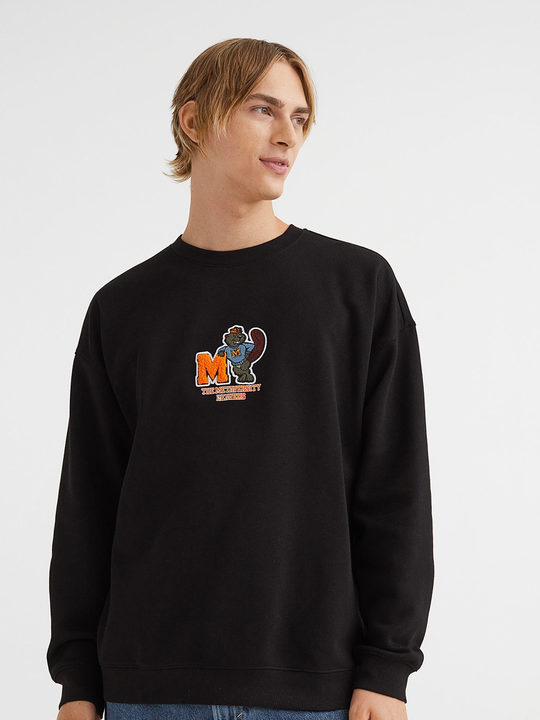 

H&M Men Black Printed Oversized Fit Sweatshirt