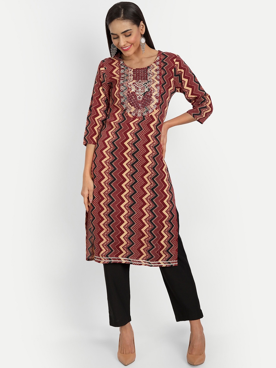 

SINGNI Women Yoke Design Thread Work Kurta with Trouser, Brown