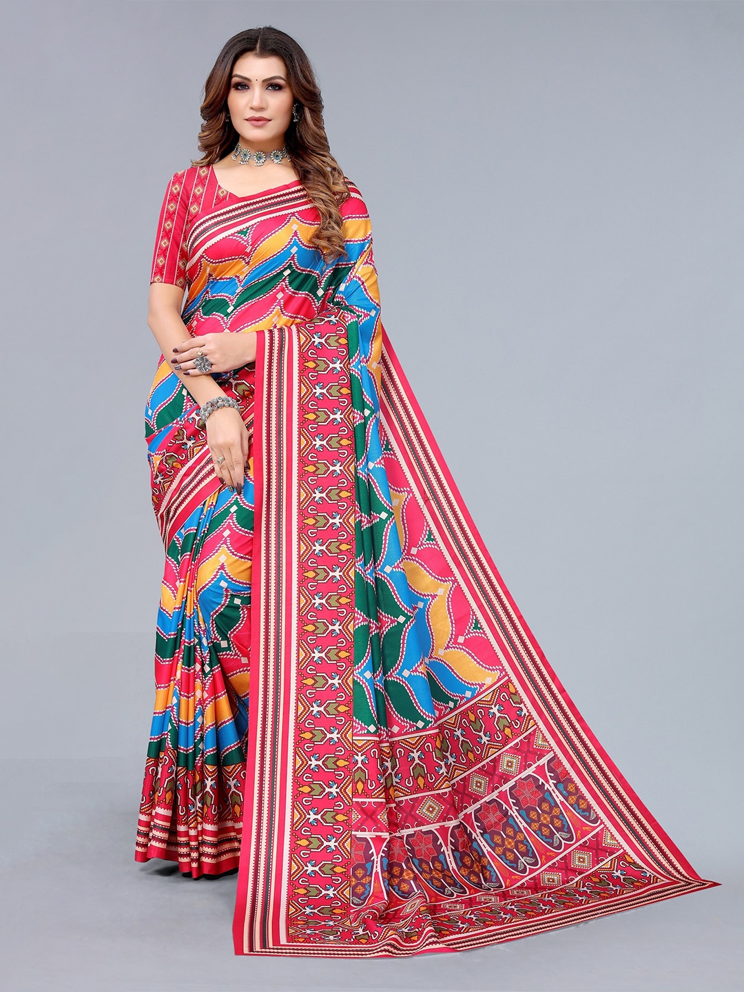 

Fashion FRICKS Red & Blue Art Silk Saree
