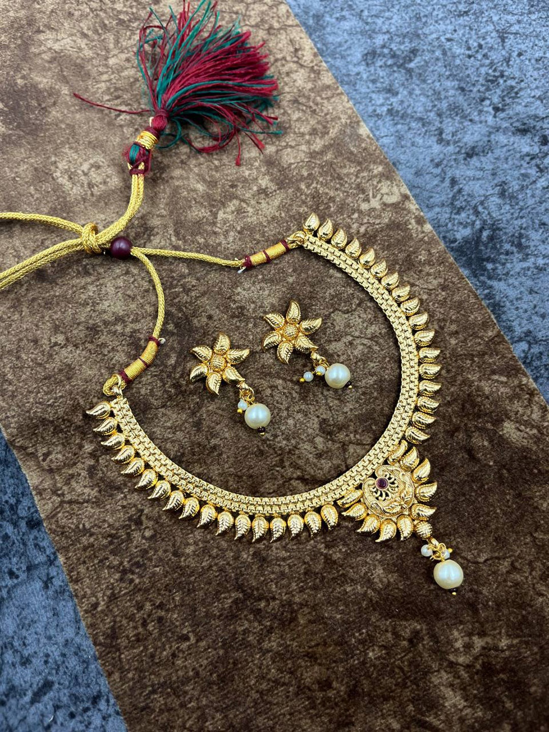 

LAFORWORD Gold-Plated Beaded Jewellery Set