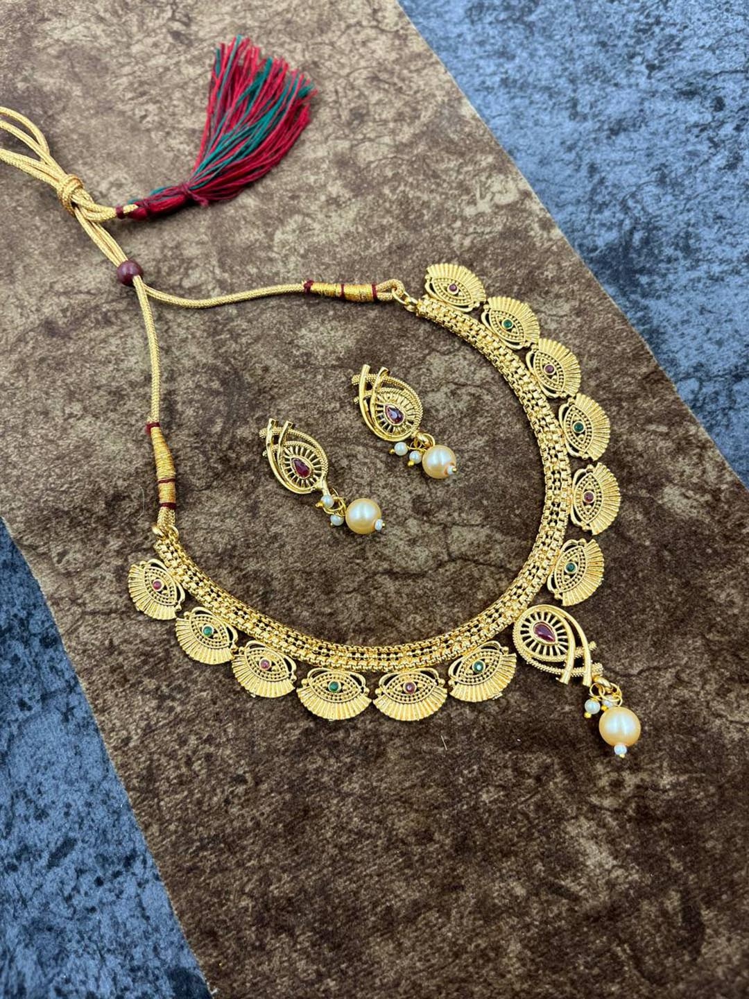 

LAFORWORD Women Gold-Plated Beaded Jewellery Set