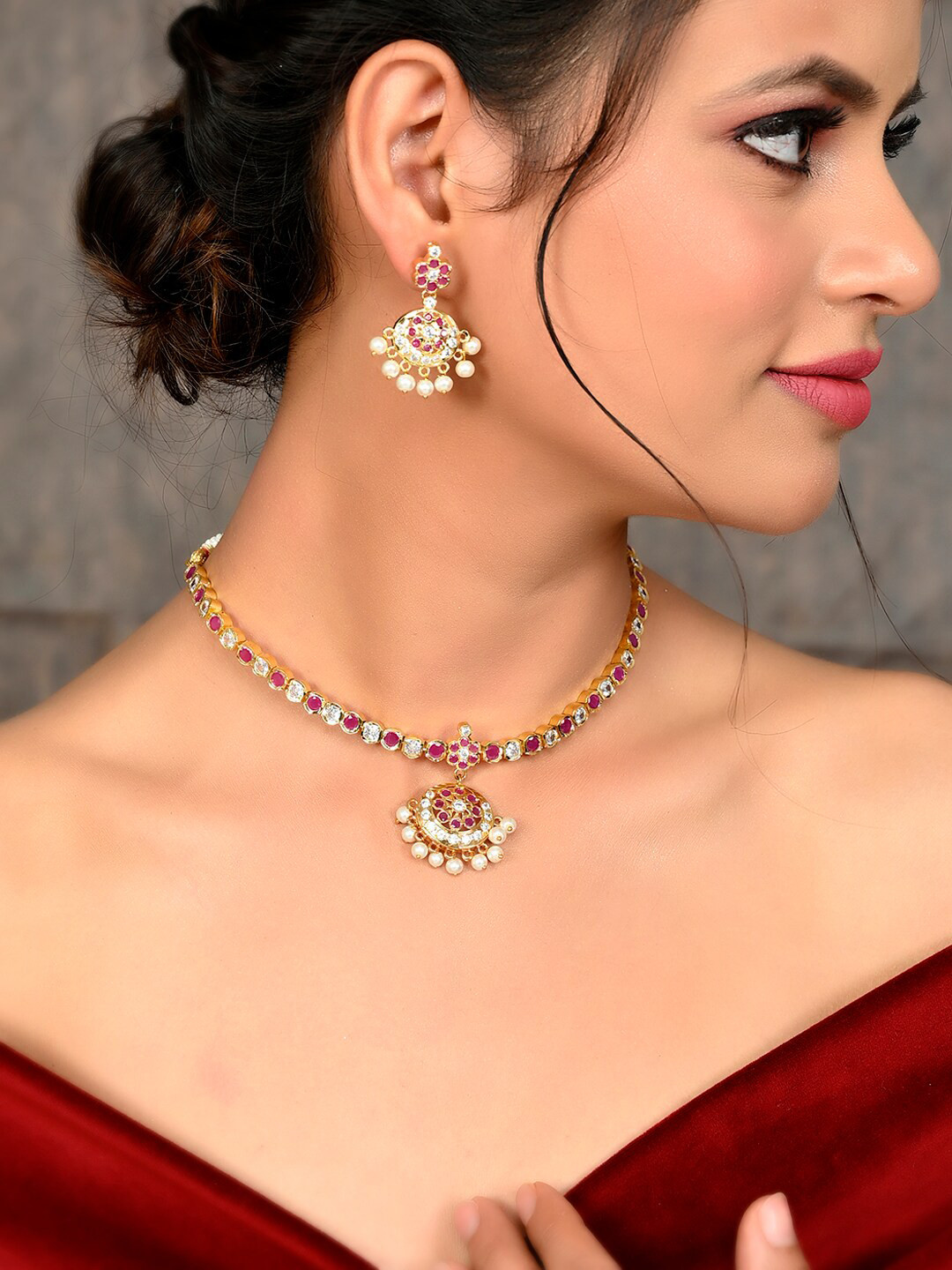 

Silvermerc Designs Gold-Plated American Studded Jewellery Set