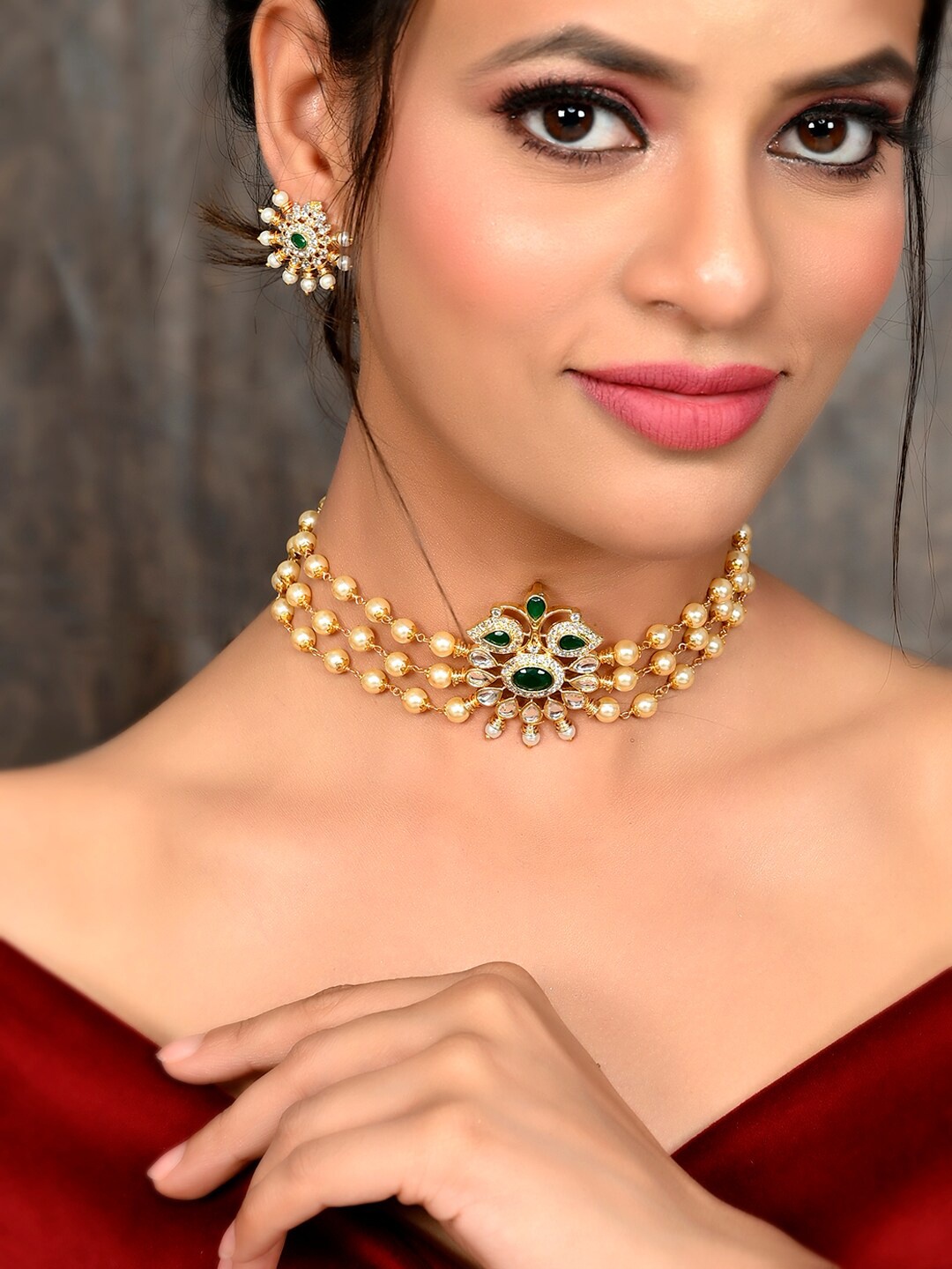 

Silvermerc Designs Gold-Plated Kundan-Studded & Beaded Jewellery Set