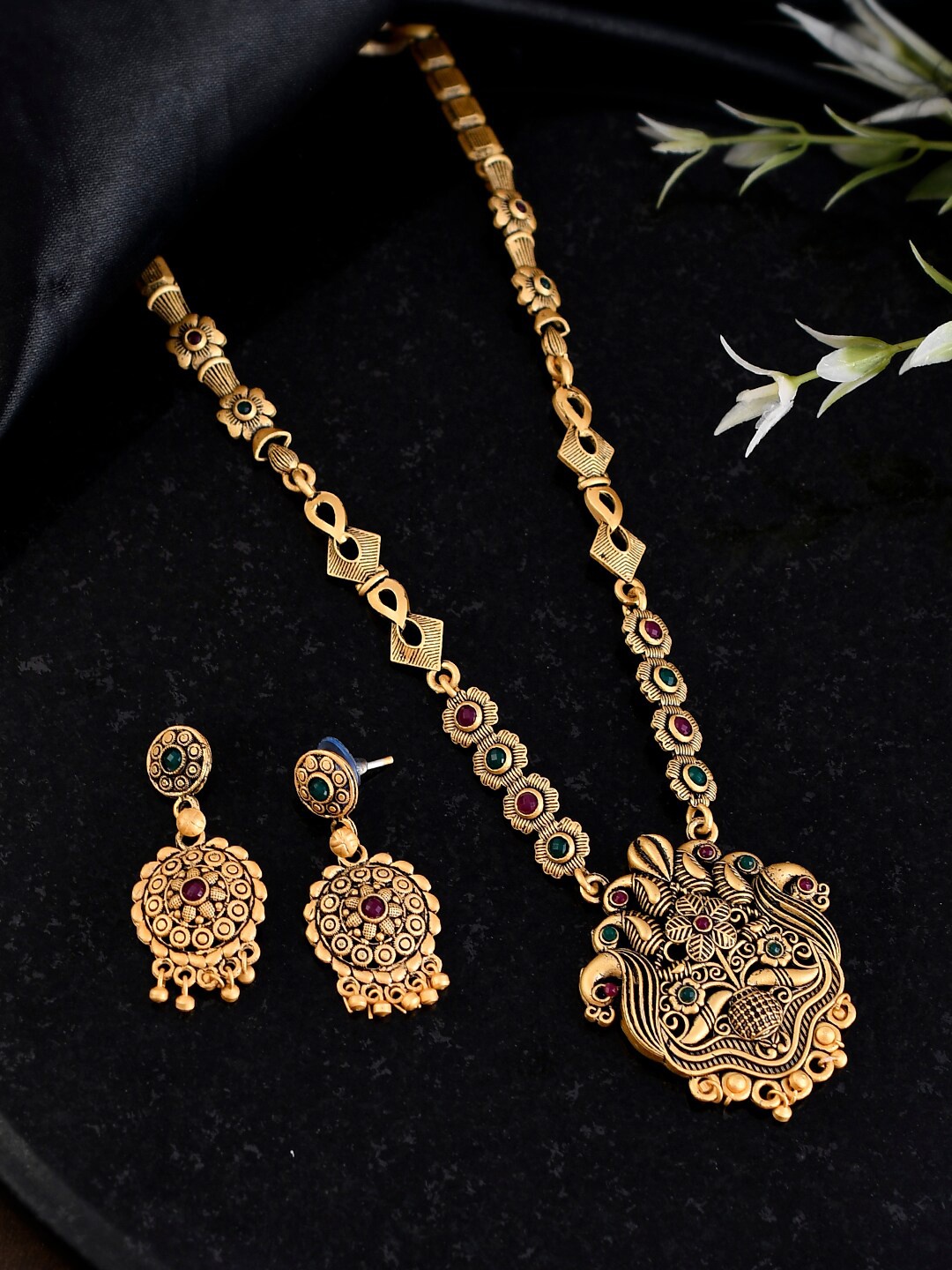 

Silvermerc Designs Gold-Plated Stone-Studded Jewellery Set